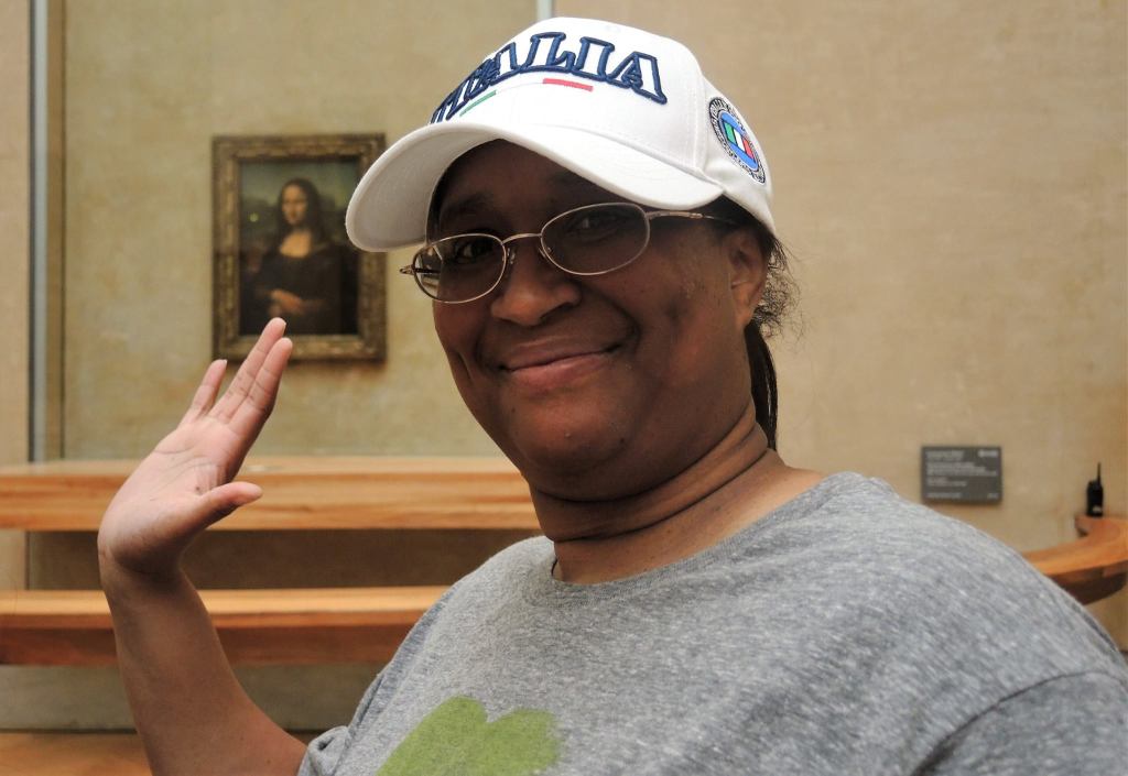 Hanging out with my homegirl, Mona Lisa