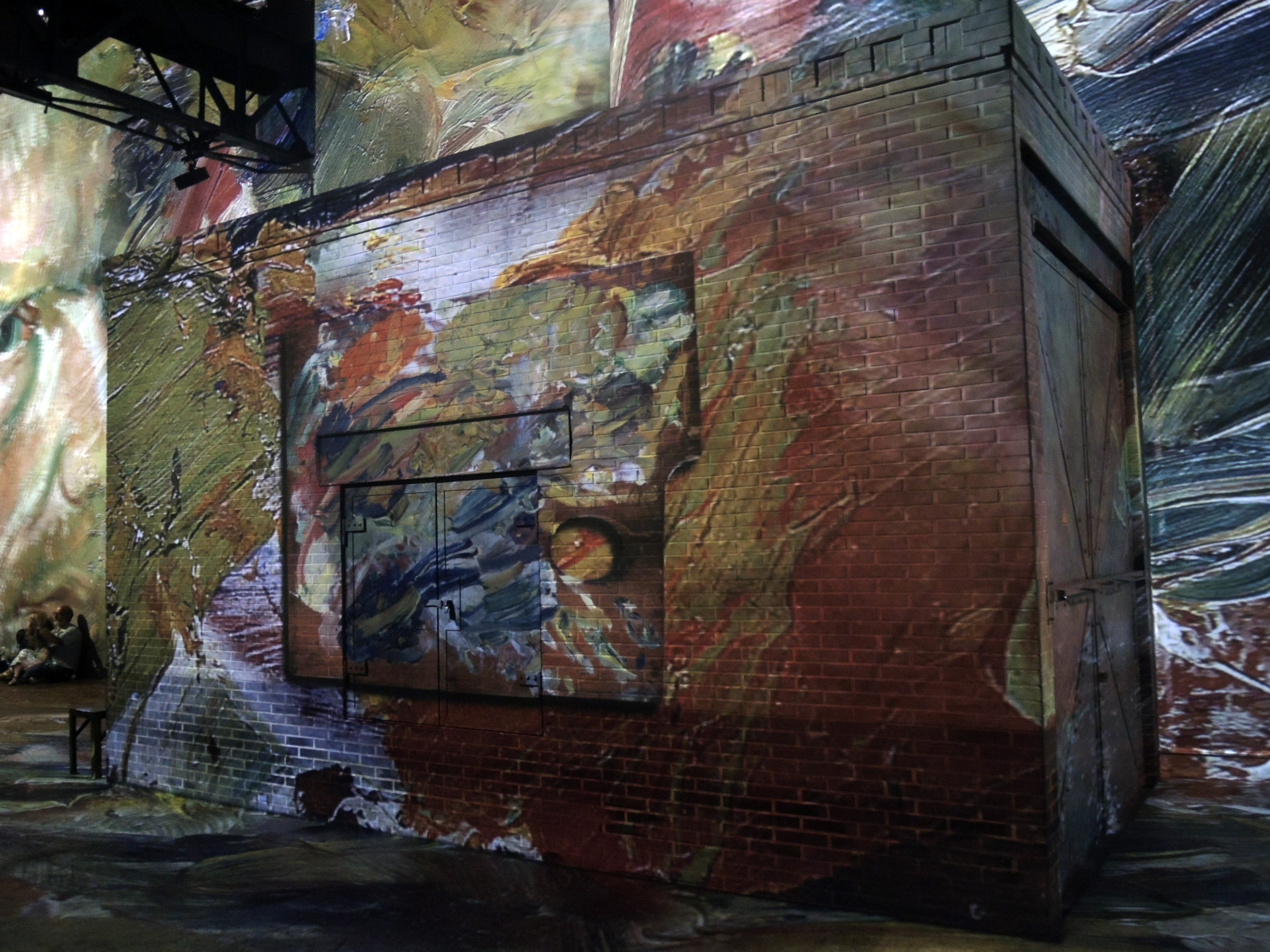 Atelier des Lumières “Van Gogh, Starry Night” exhibit