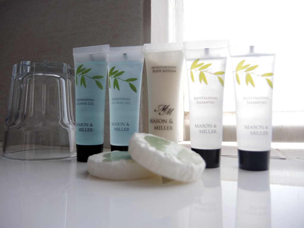 Toiletries - London Lodge Hotel