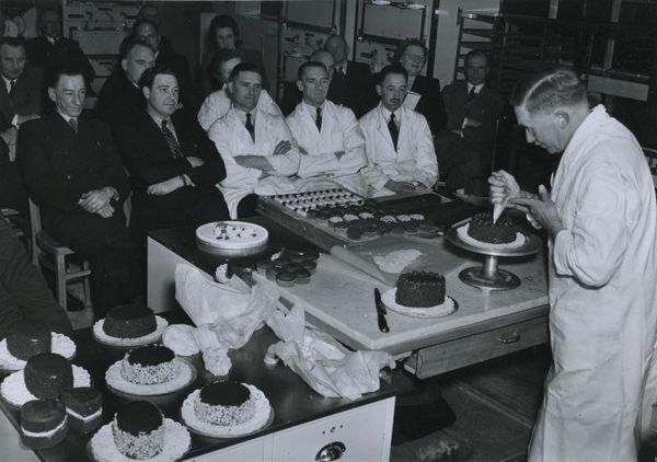 B/W print; Canteen Training Centre, Baker Street by Central Press, 1945 - 1960