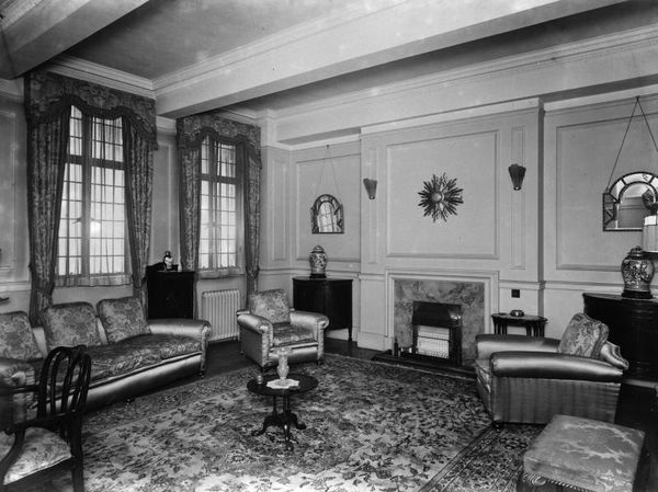 Chiltern Court Inside